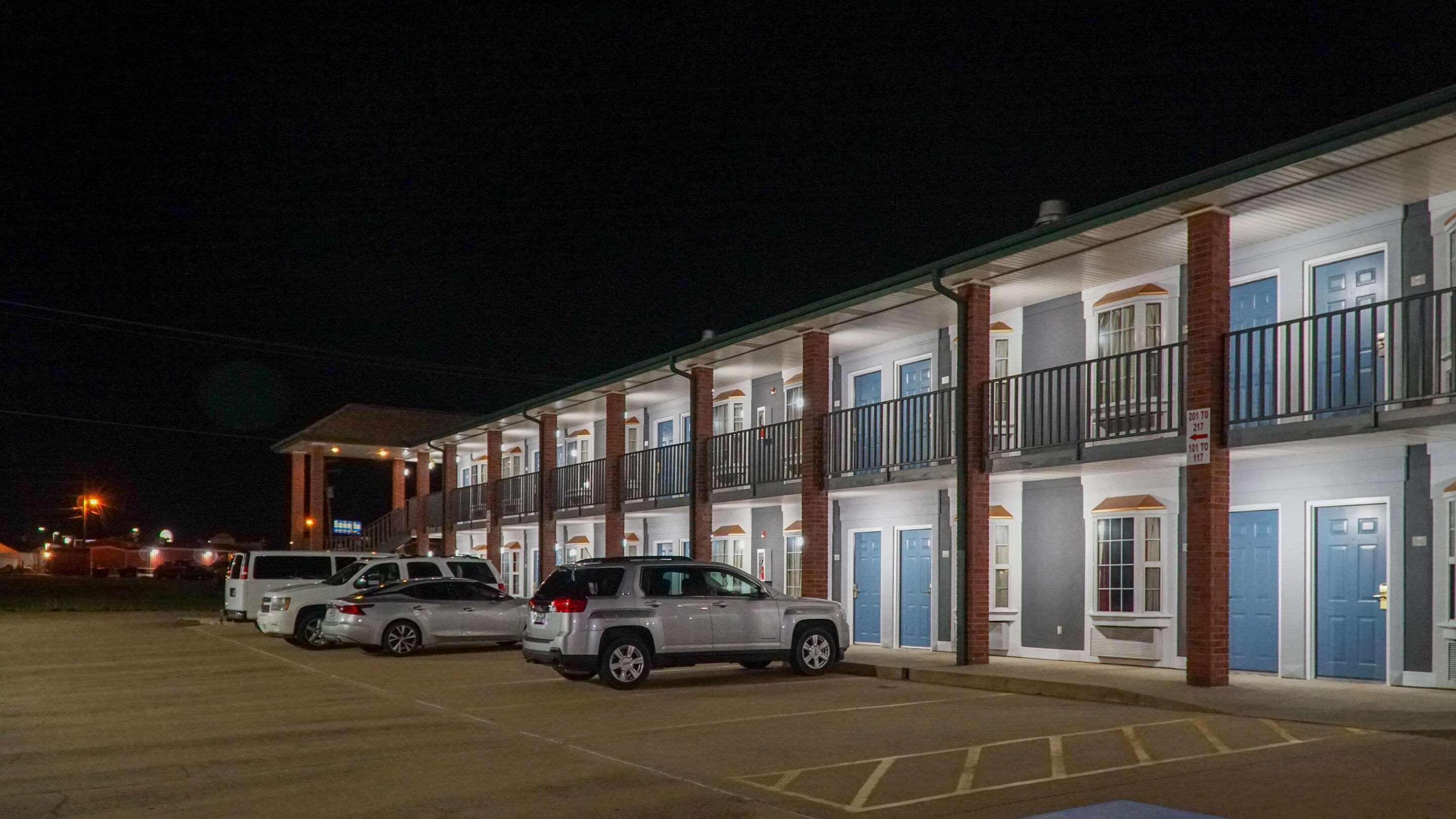 Rodeway Inn Beebe Экстерьер фото